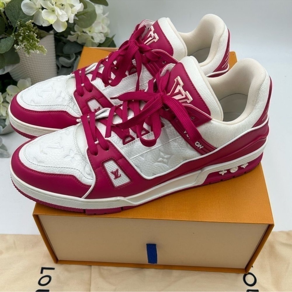 Men’s Louis Vuitton, Calf Skin, leather trainer sneakers size 11, fits US 13